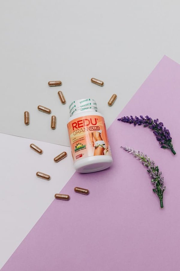 Perdre du poids avec des médicaments : dangers et alternatives